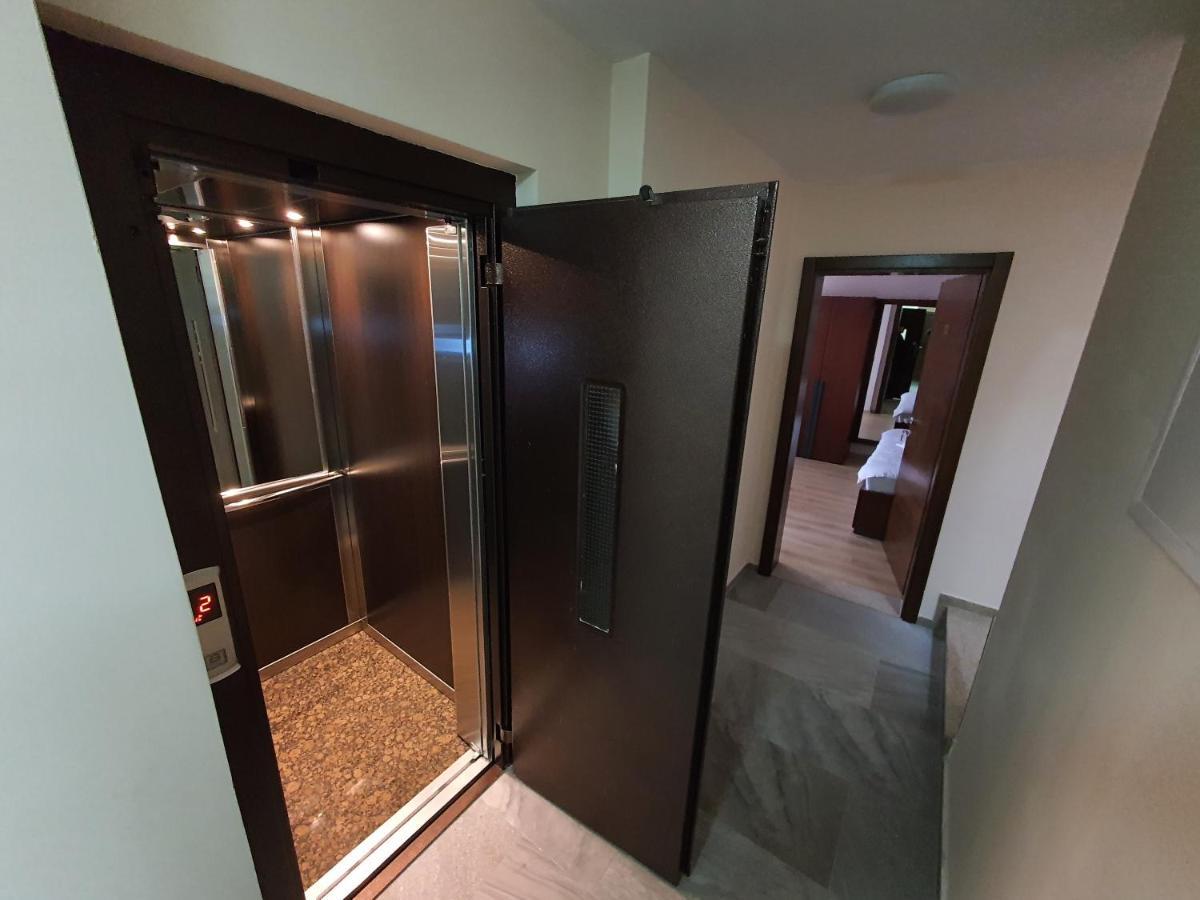 Hotel Oferta Prizren Esterno foto