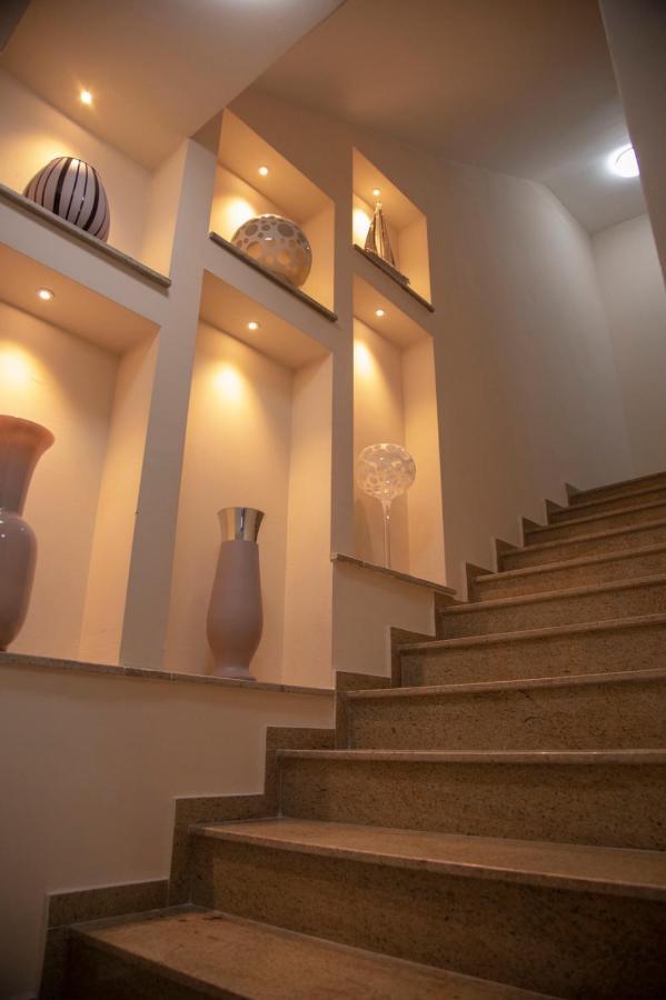 Hotel Oferta Prizren Esterno foto