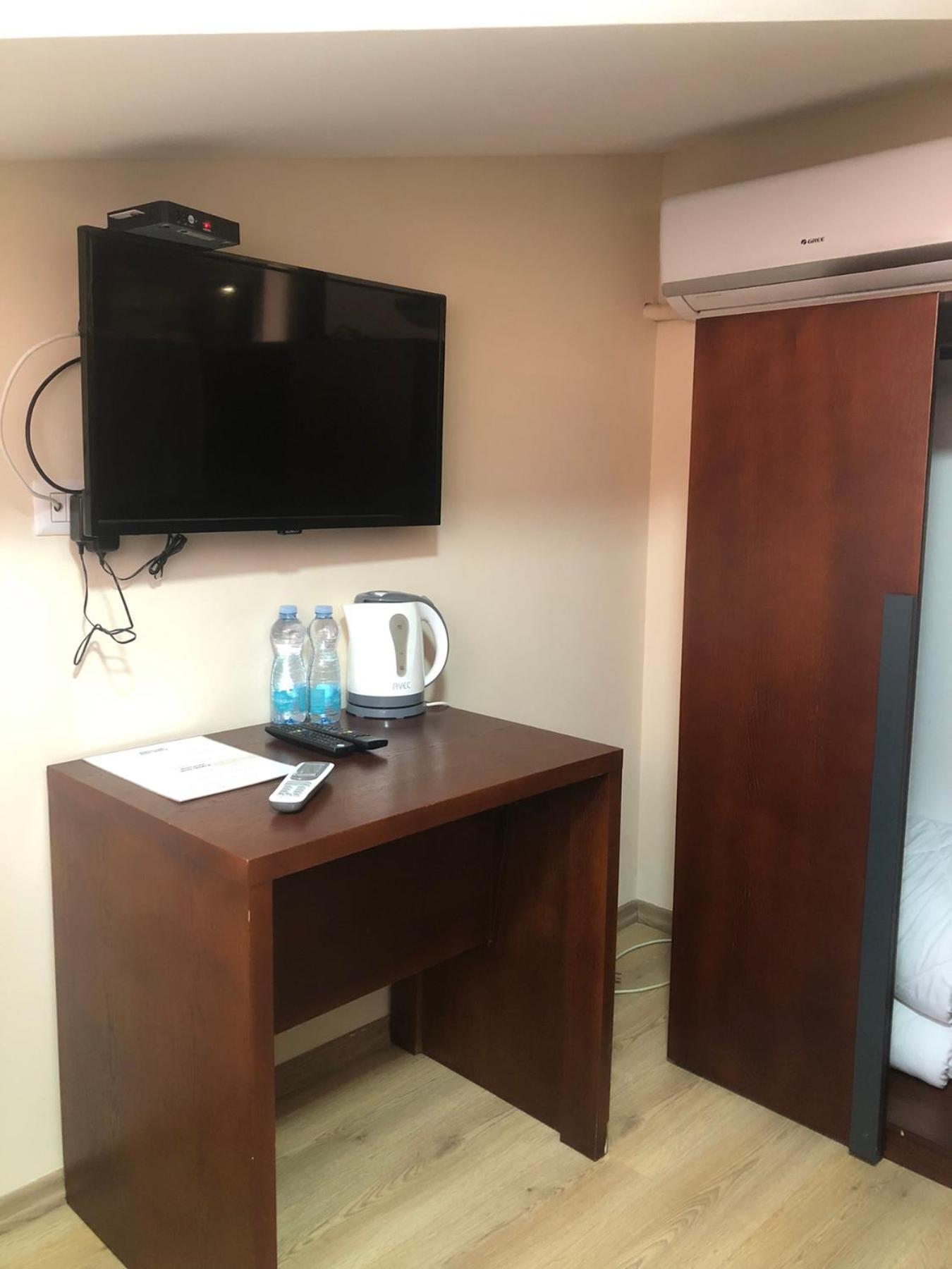Hotel Oferta Prizren Esterno foto
